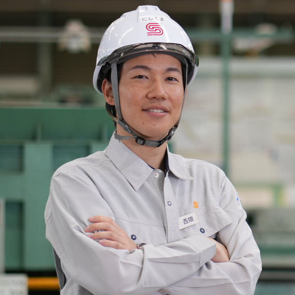 西隈 光右